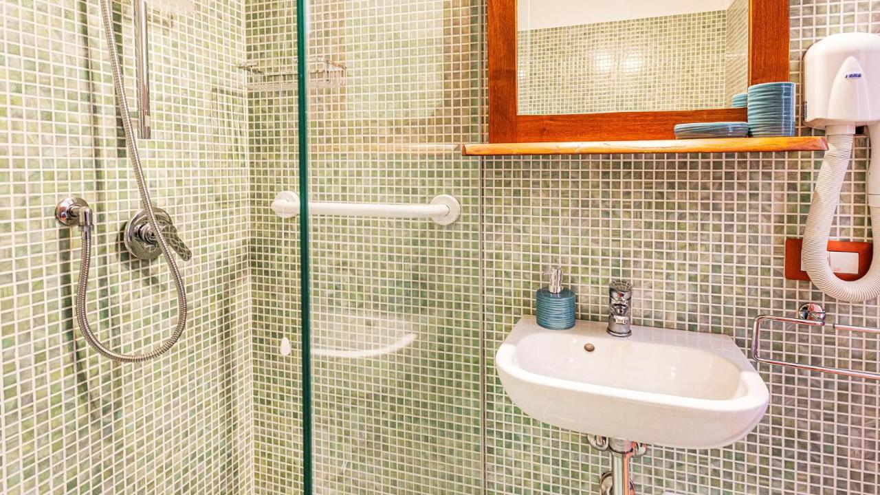 Welcomely - Guesthouse Kadossene 알게로 외부 사진